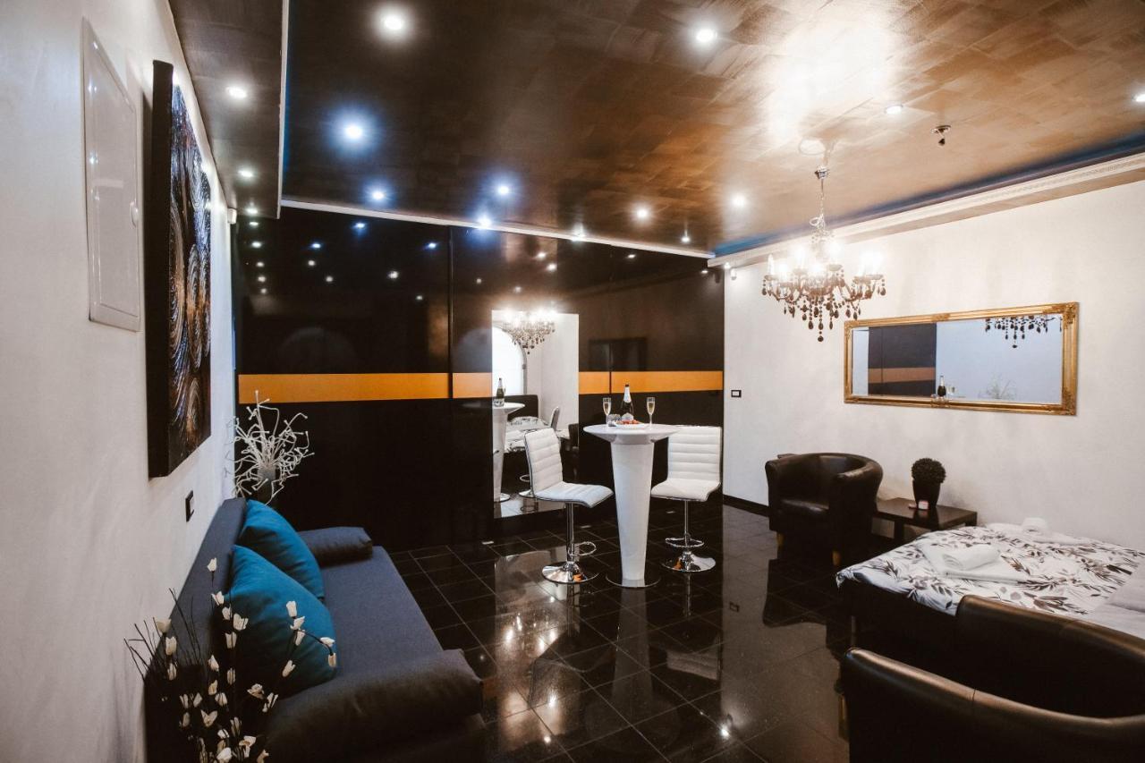Time Room Apartment Любляна Екстериор снимка