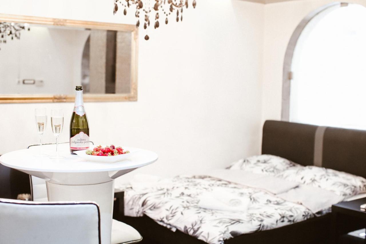 Time Room Apartment Любляна Екстериор снимка